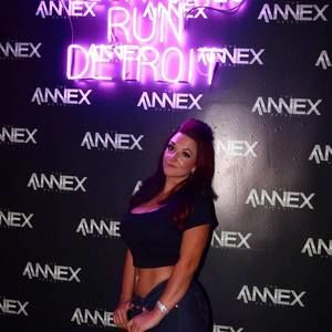 Meet your Posher, Ciara